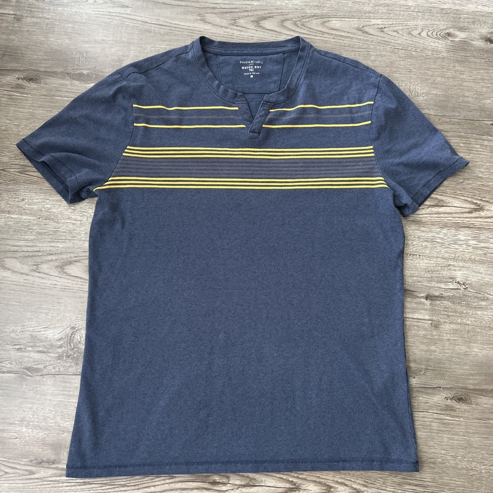 Banana Republic Notch Neck T Shirt Mens M Blue Yellow Striped Quick Dry